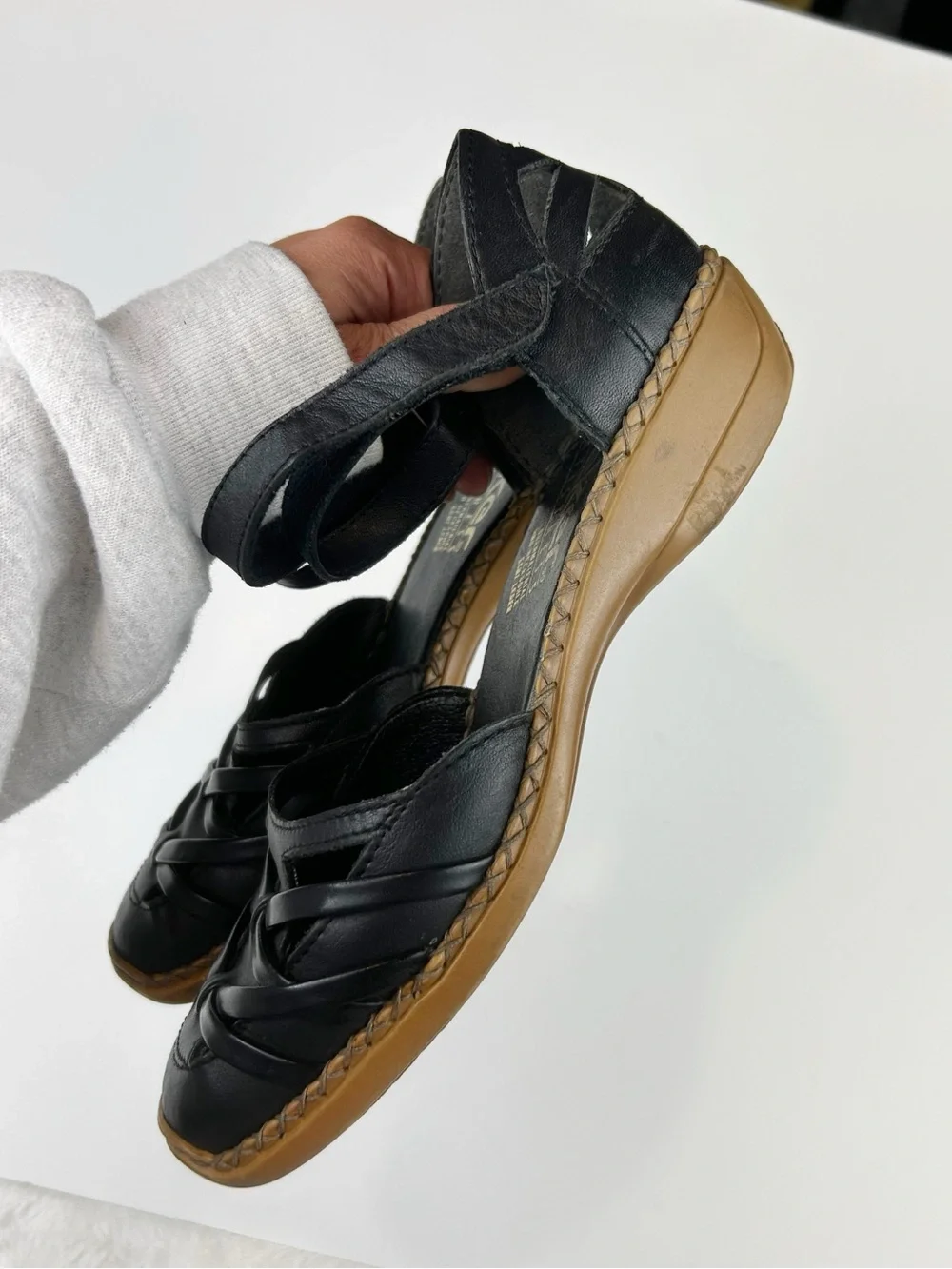 Rieker Black Leather Woven Strappy Sandals Women's Size 37 / US 6